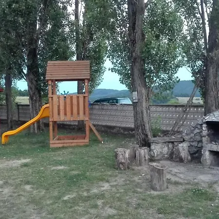 Rekreacne Zariadenie Hruba Strana Obec